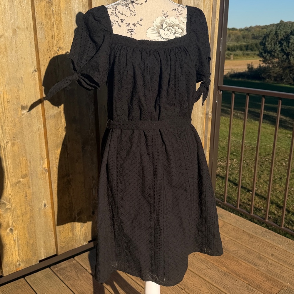Universal Thread Black Dress